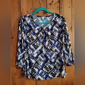EST. 1946 women's black, white and blue top, size 26/28W. No stains, holes, etc.